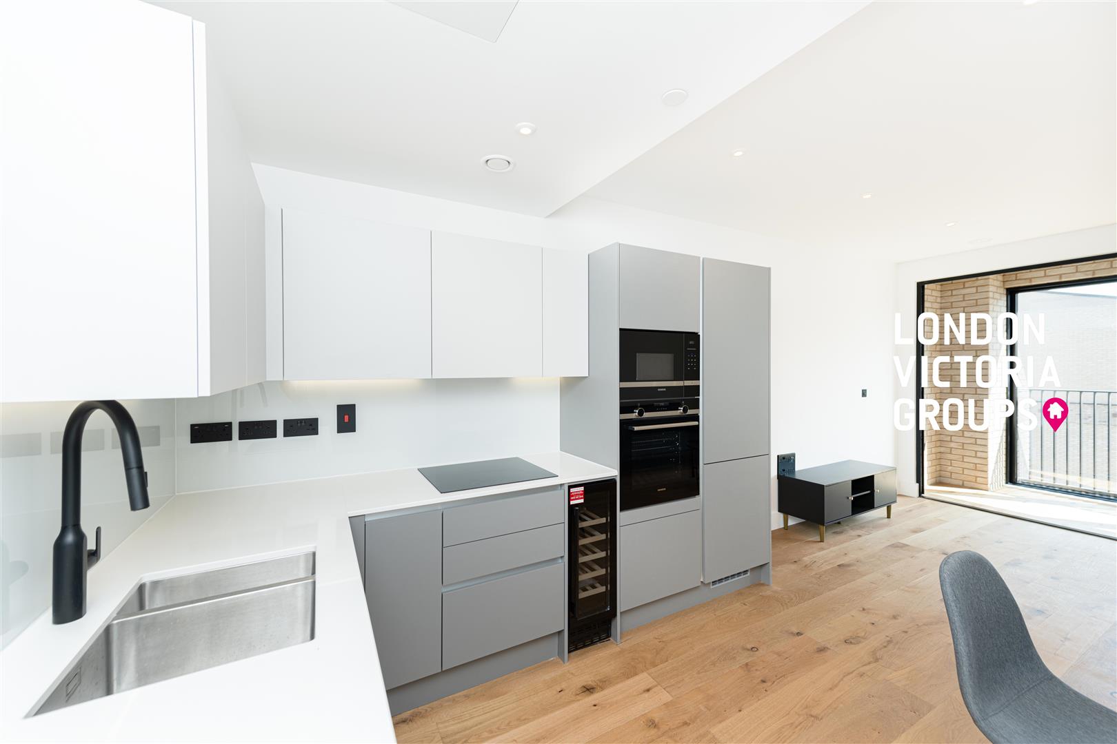 Horatio Apartments, 2 Graphite Square, LONDON